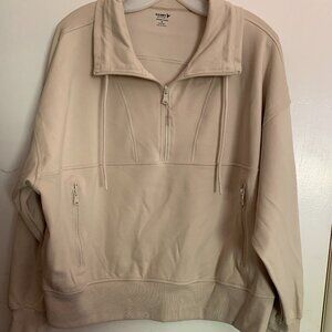 Old Navy Dynamic Fleece Half Zip in Wish Bone